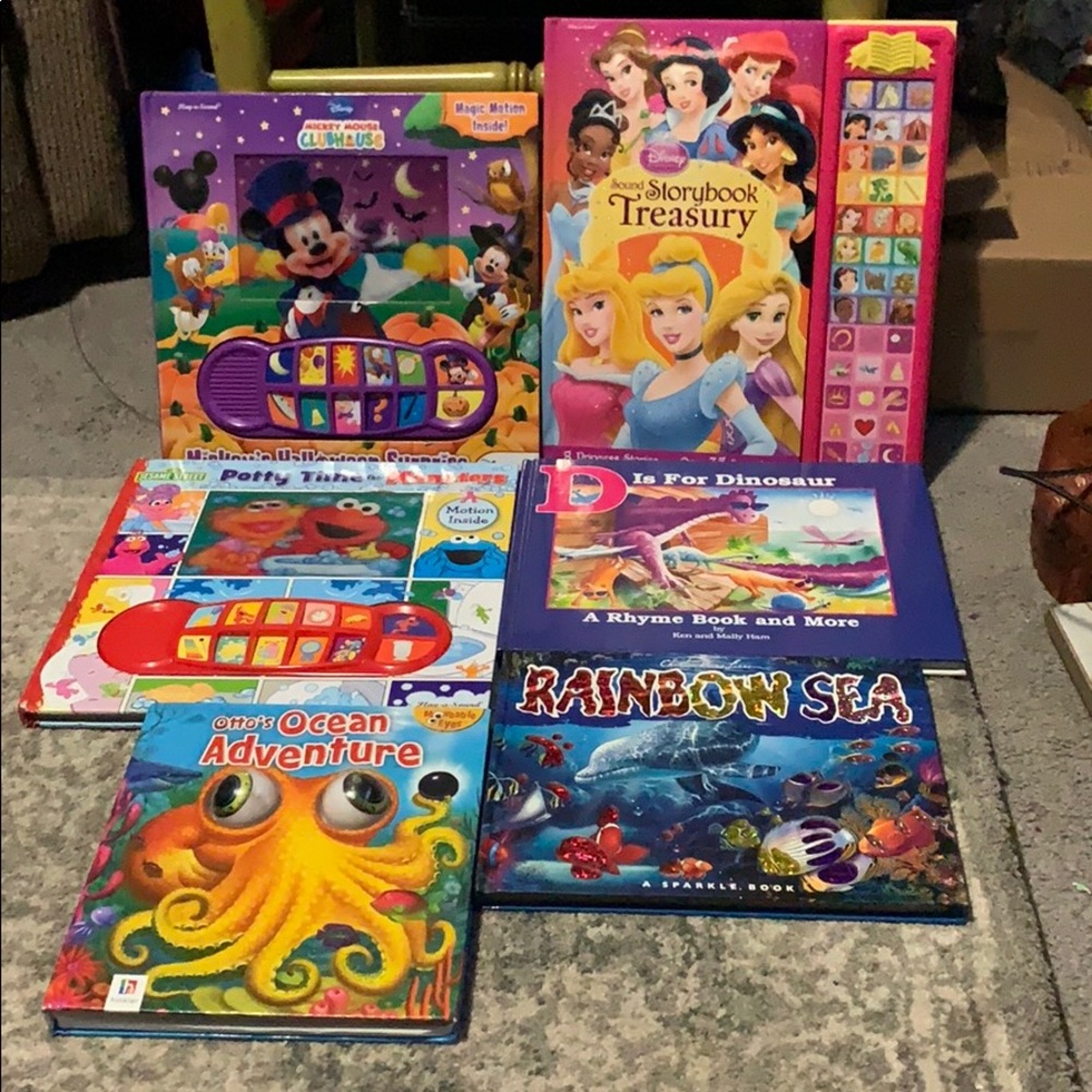 Mix lot of 6 gently used hardback children’s book